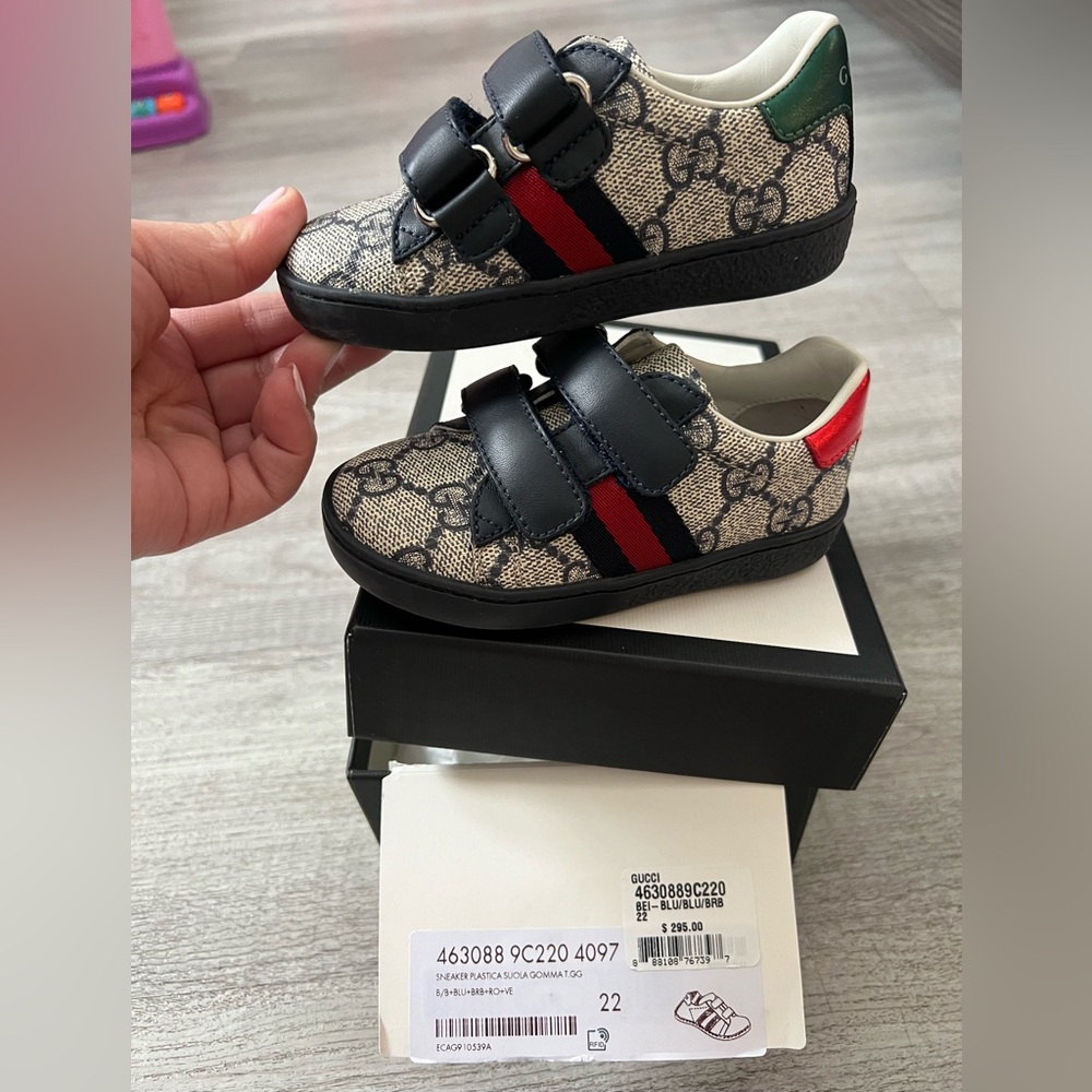 Gucci Kids Beige and Black Sneakers